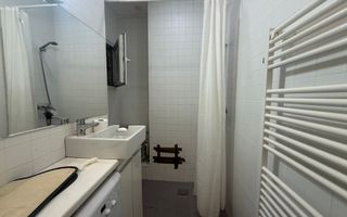 Garsoniera balcon frantuzesc -Universitate I Etaj 4 I Centrala proprie - Poză 4