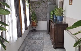 Doua case 240 mp teren 1328 mp livada Cristesti Pascani Iasi - Poză 6