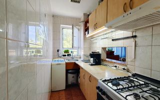 Apartament 3 camere, Cartierul Florilor, Boxă și parcare - Poză 8