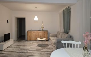 Apartament de vanzare 2 camere 47 mp zona Florilor - Poză 1