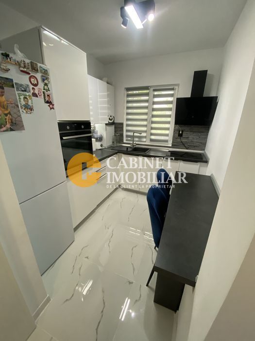 PODU ROS - 3 CAMERE - RENOVAT- ETAJ INTERMEDIAR - FARA RISC - Poză 6