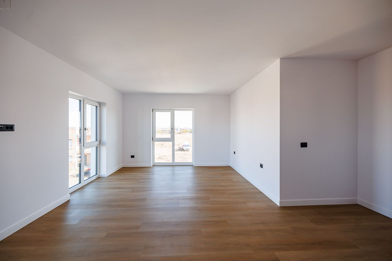 Apartament nou 1 camera | Etaj 2 | Loc parcare | Mehala | Comision 0% - Poză 1