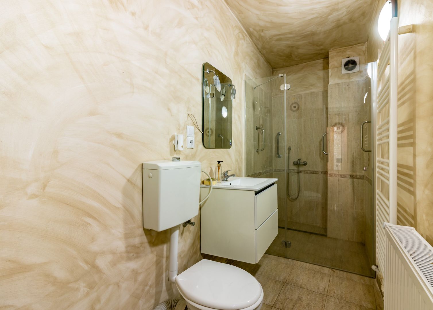 Casa cu identitate, farmec de epoca | Marasesti | Unirii - Poză 12