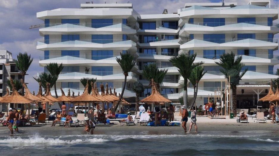 Studio in prima linie 32 mp  Et. 5/6  An 2000  Mamamia Zev Mediteraneo - Poză 12