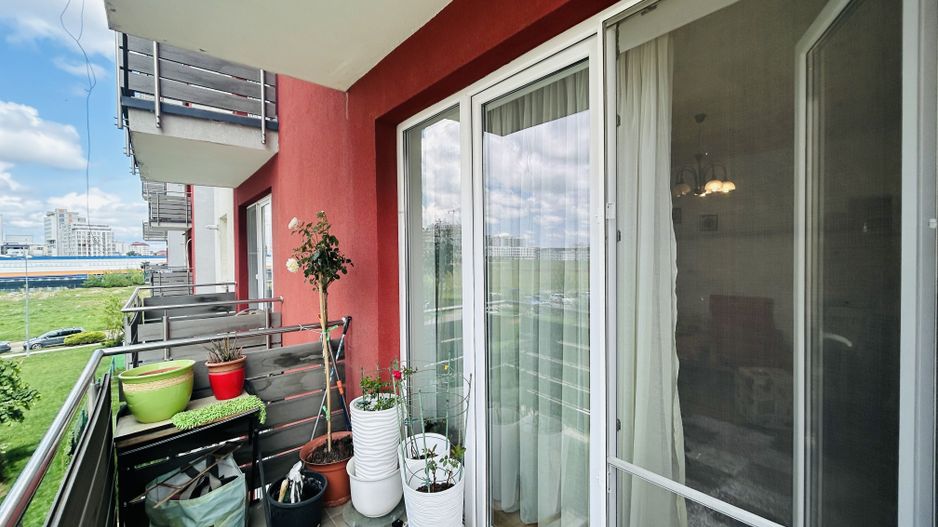 Apartament decomandat, 2 camere, balcon, boxa - Avangarden - Poză 13