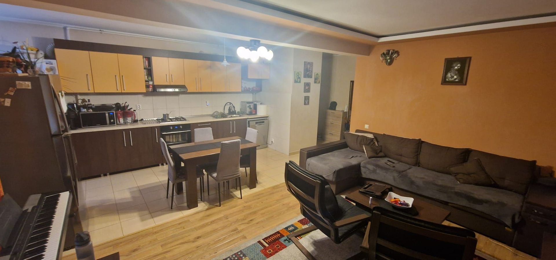 Apartament de vânzare cu 3 camere zona Stadion - Poză 1