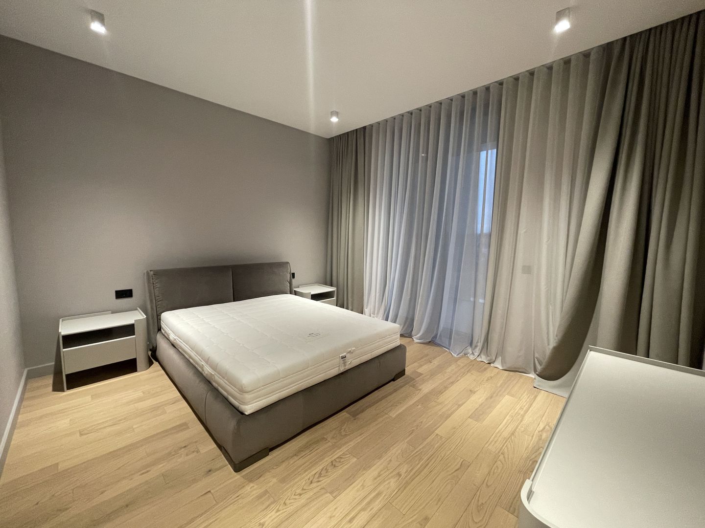 Unique Luxury Apartment | 4 Rooms | CITY VIEW - Poză 6