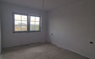 Casa de vanzare cu 4 camere | Cihei | Finisata | Bihor - Poză 12