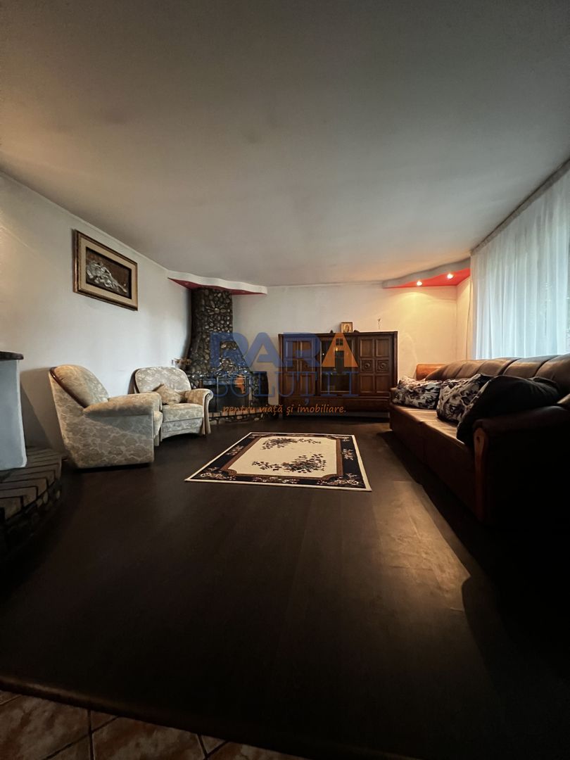 Casă Cordun, 2 dormitoare + living, 1000 mp teren - Poză 4