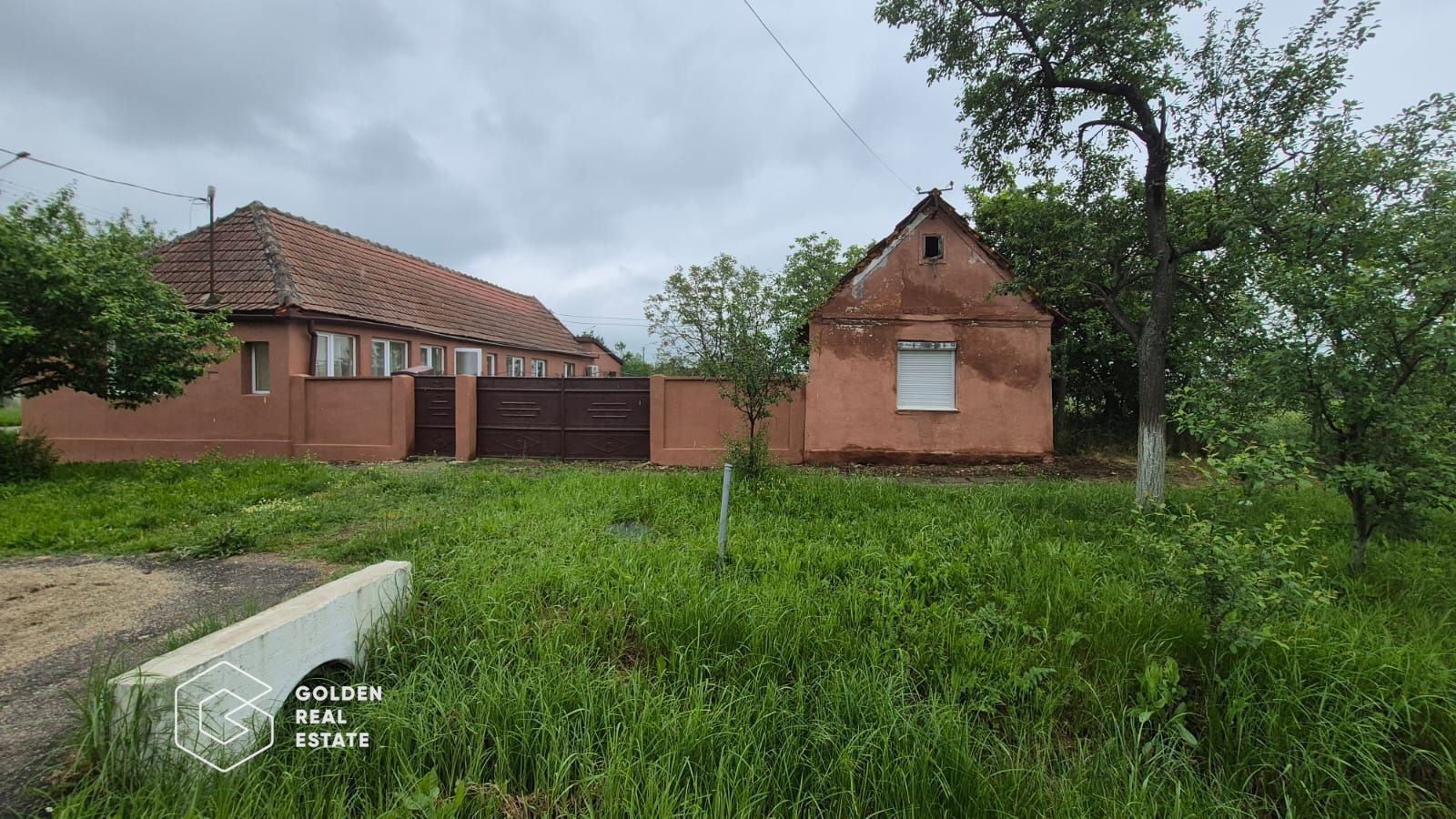 Casa in comuna Alios - Poză 1