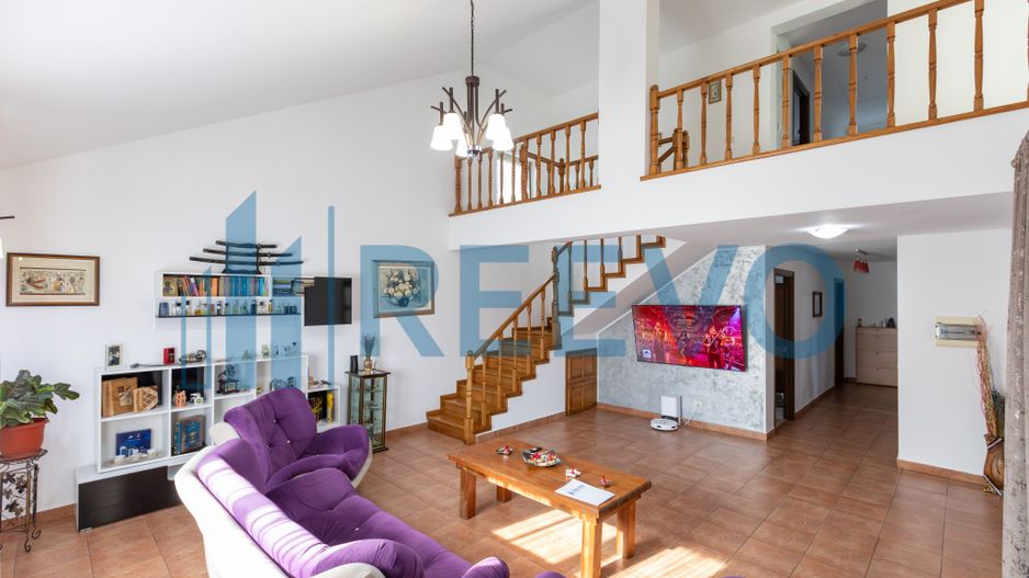 Casă/Vilă cu 4 camere, Buhuși - Poză 10