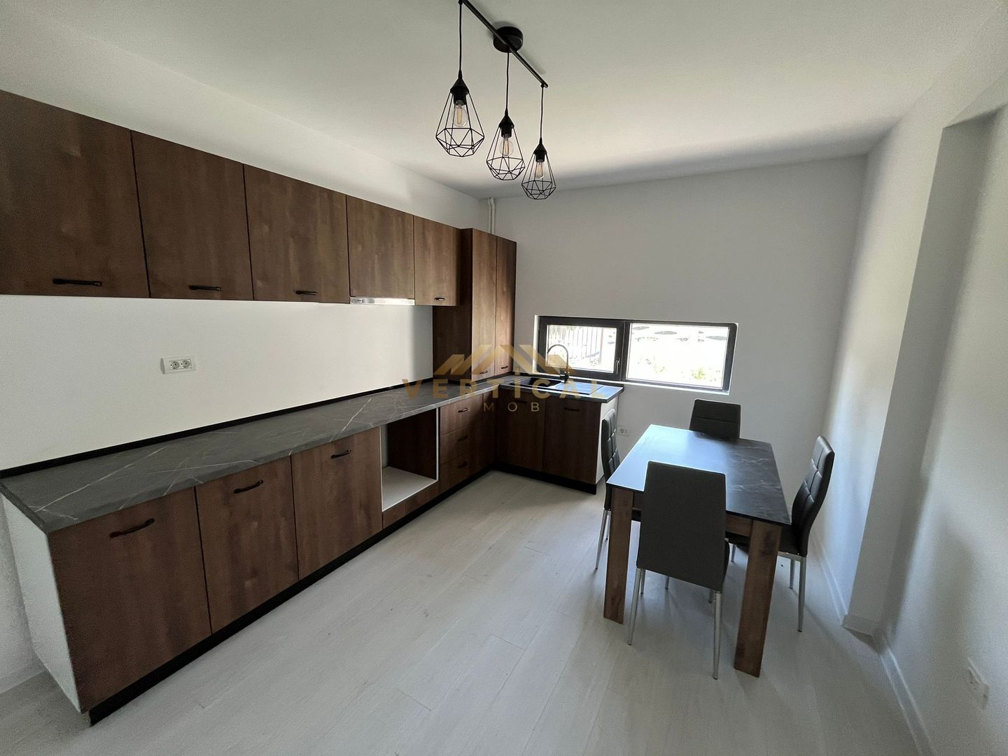 Casa Gata de Mutare/ Bd 1 mai/ Berceni Ilfov - Poză 5