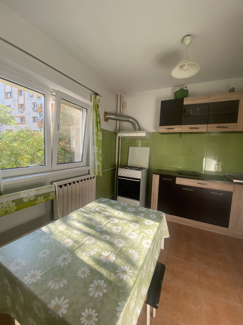Apartament calduros, 2 camere, zona Sebastian - Poză 7