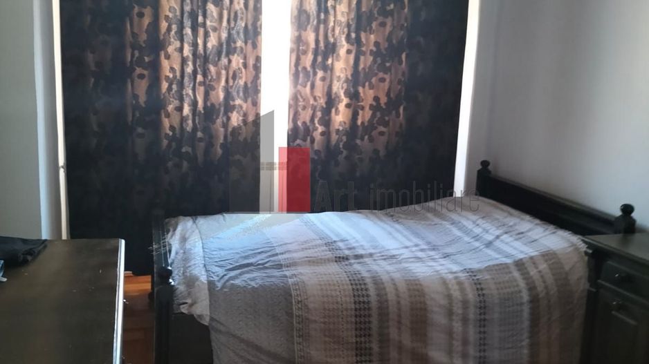 APARTAMENT 3 CAMERE - Poză 6