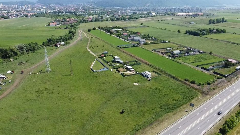 Teren intravilan zona Bartolomeu - Poză 3