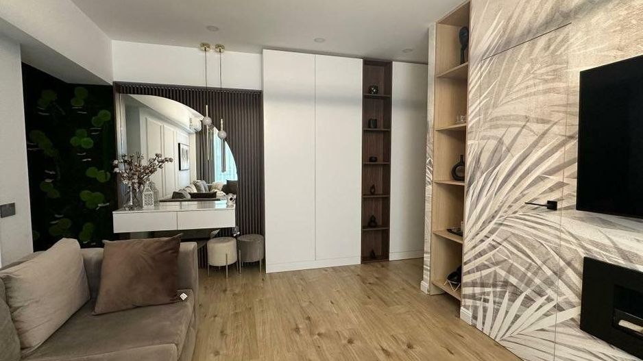 Apartament 3 camere lux cu loc dublu de parcare - Poză 4