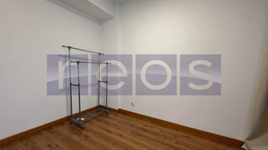 De inchiriat apartament 2 camere vedere Bd Magheru recent renovat - Poză 7