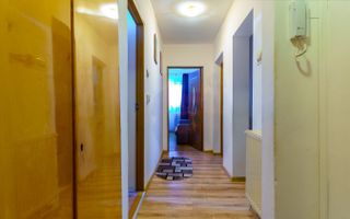 Apartament de vânzare cu 3 camere în Cartierul Mănăștur. - Poză 2