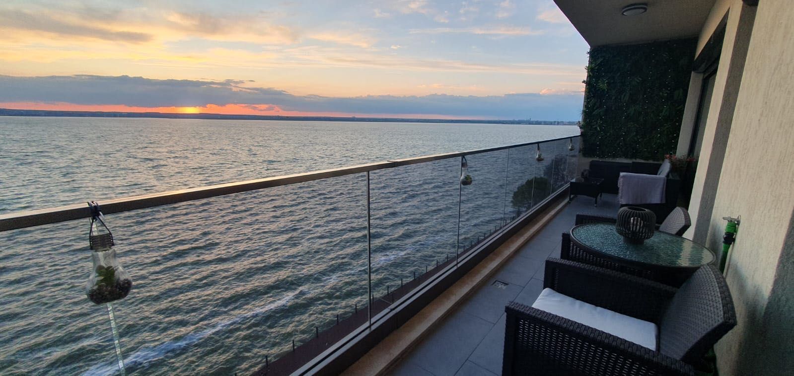 Apartament 2 camere cu vedere frontală la lac - Ocazie Unica - Poză 1