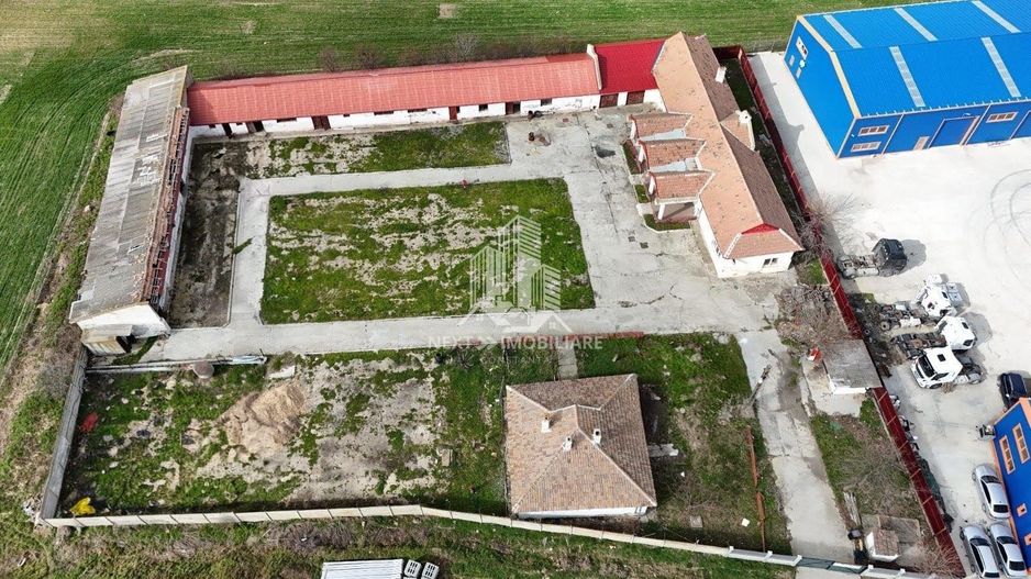 ​Oportunitate Investiție Ovidiu: Teren 4455 mp și Clădiri 1067 mp - Poză 3