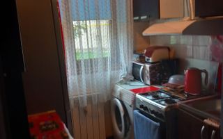 vand apartament cu o camera, parter cu terasa , zona Crihala - Poză 4