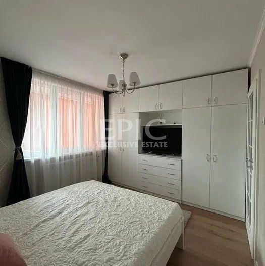 Chirie 2 camere, Modern, Decomandat, Zona Poli II - Poză 3