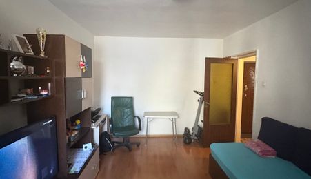 Apartament cu 3 camere - Centrala termica - Rahova - Calea Ferentari 8