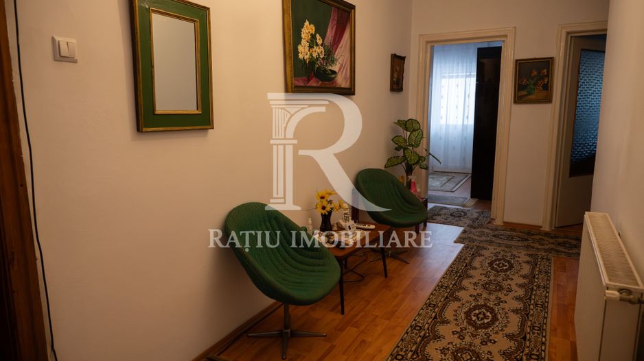 Apartament de colecție în centrul Marghitei | 4 camere | Garaj inclus - Poză 23
