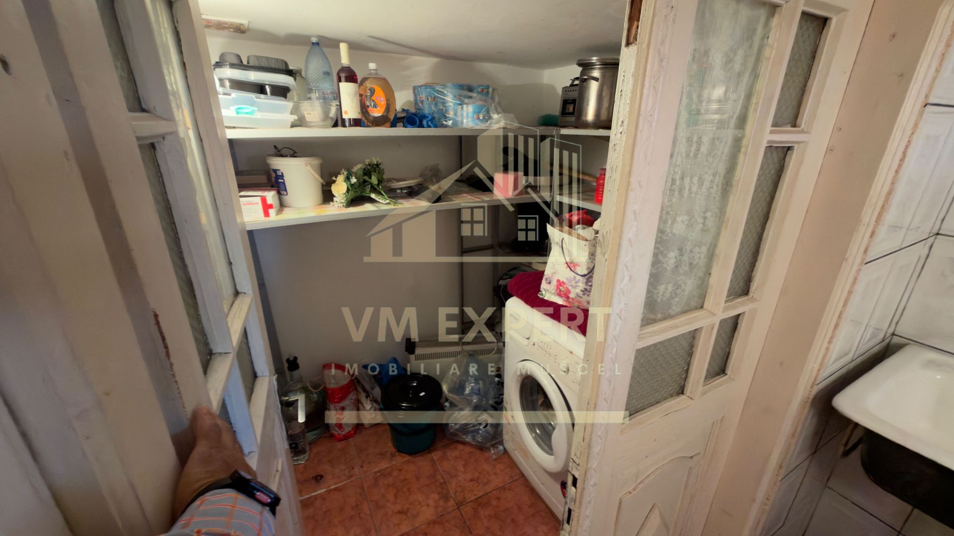 CASĂ 4 CAMERE TEREN 1316 MP LEREȘTI ARGEȘ - Poză 12