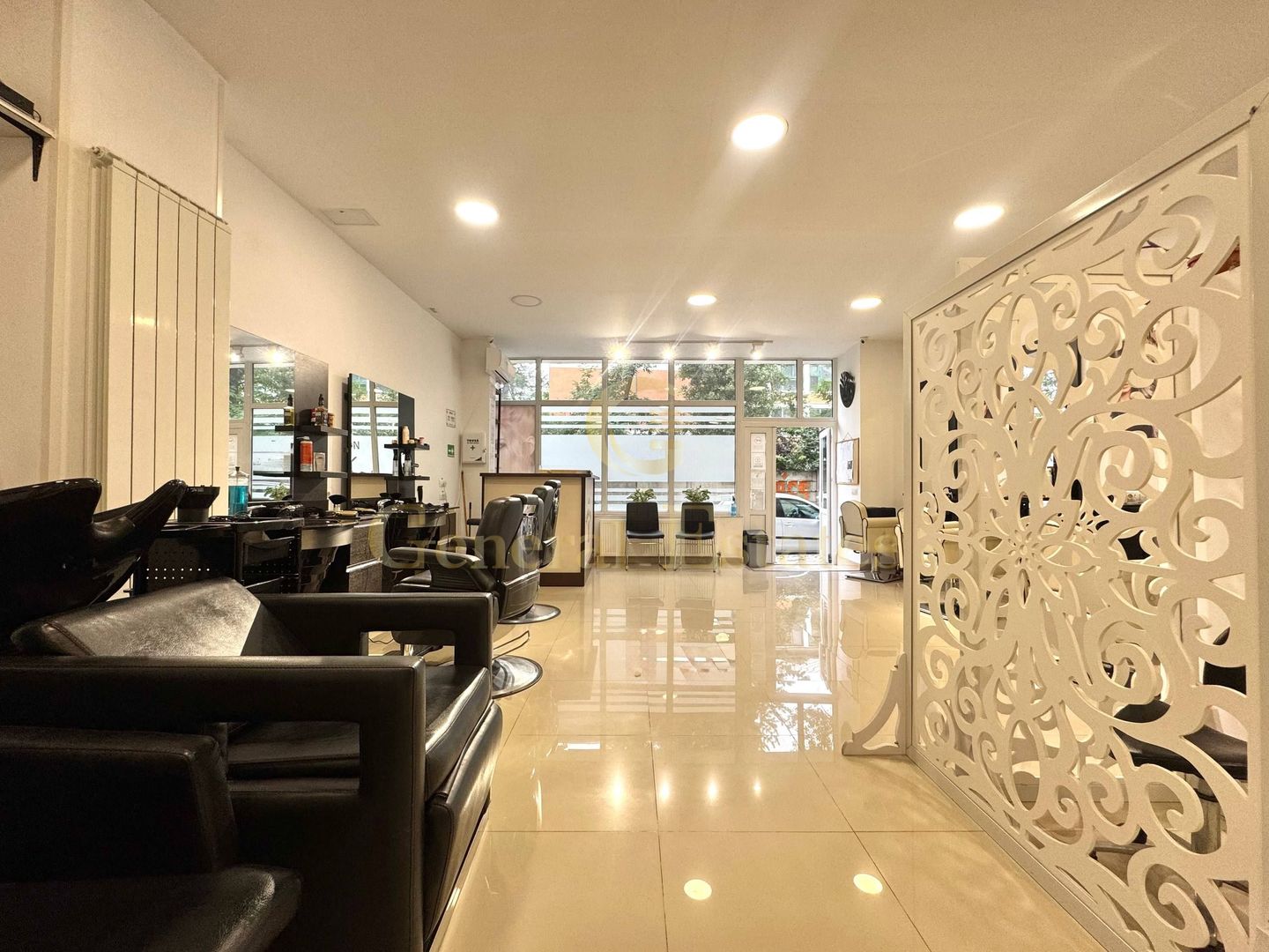 De Vânzare Salon de înfrumusețare - Afacerea este activa ! - Poză 12