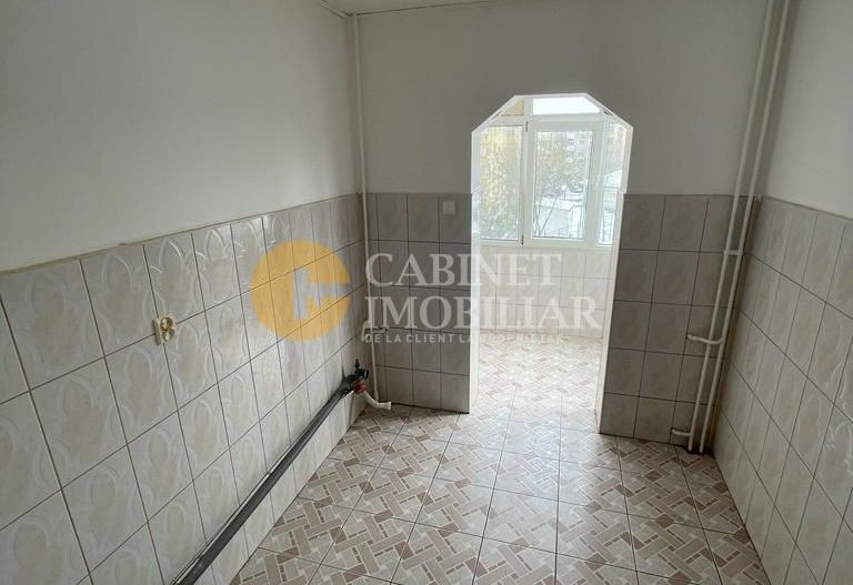 Etaj 3 apartament cu 2 camere decomadat zona Mircea-Galata - Poză 6