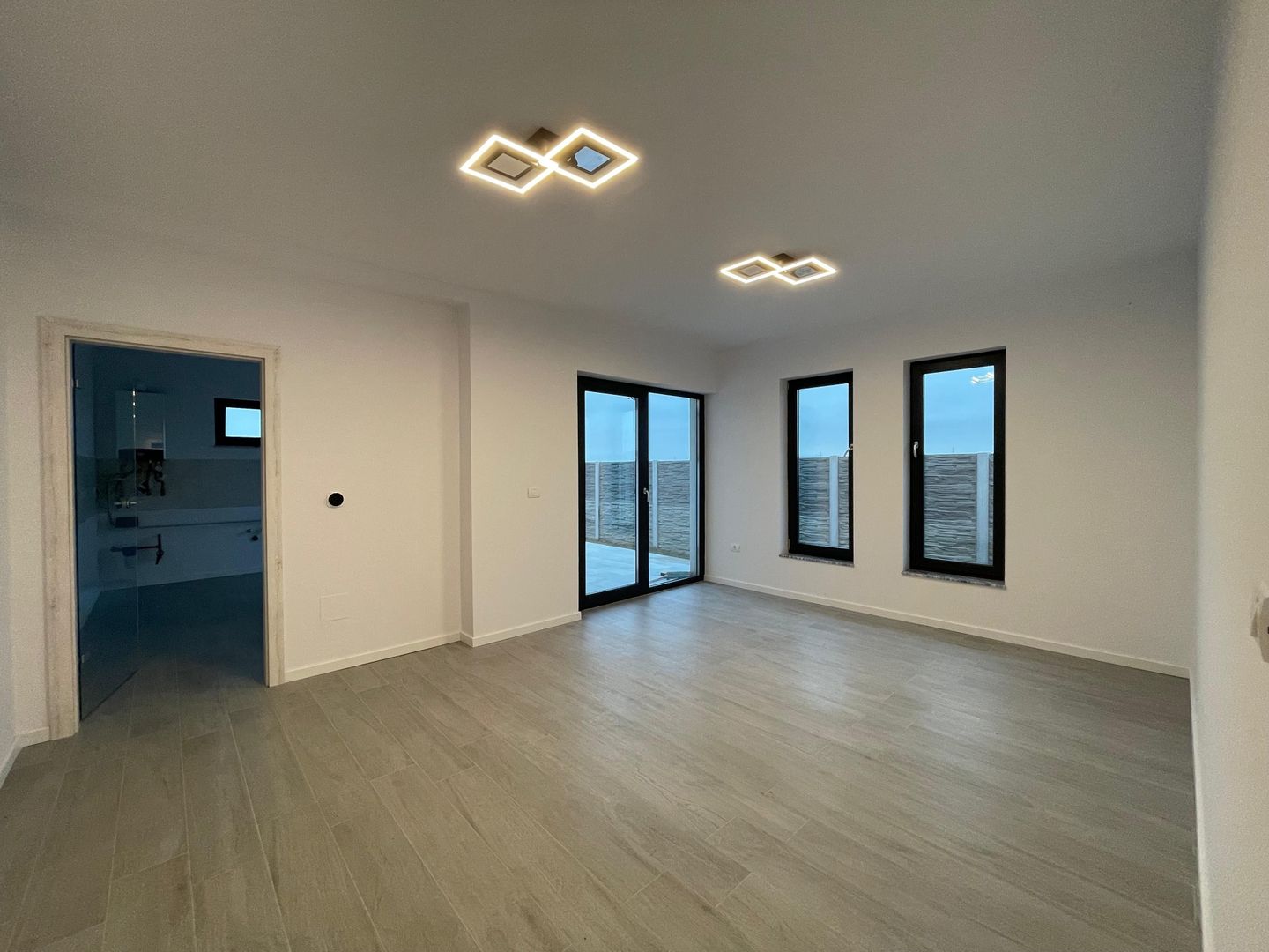 Duplex 86mp - 125.000 EURO - Urseni - Poză 1