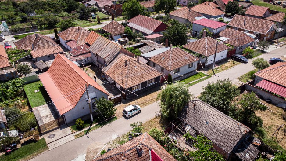 CASĂ ÎN HORIA - Poză 20