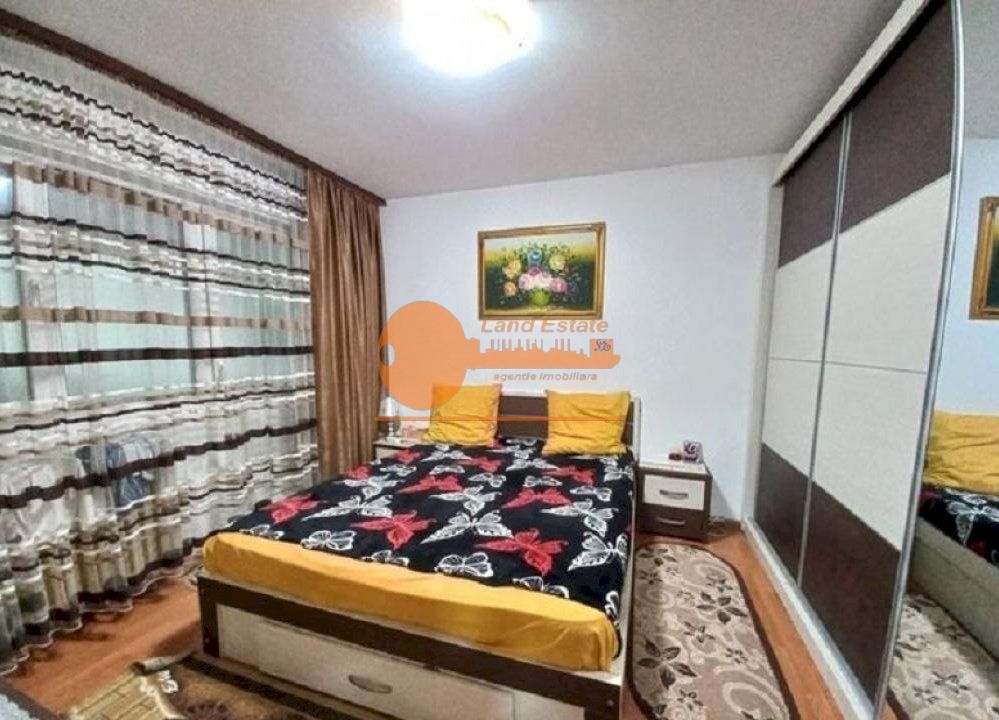 4 camere Rahova cu doua balcone si boxa - Poză 4