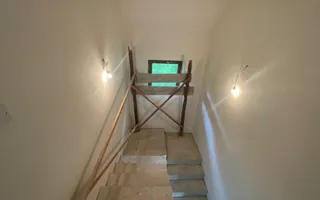 Casă la Rosu | Teren imprejmuit | Priveliste panoramica| Burla - Poză 16