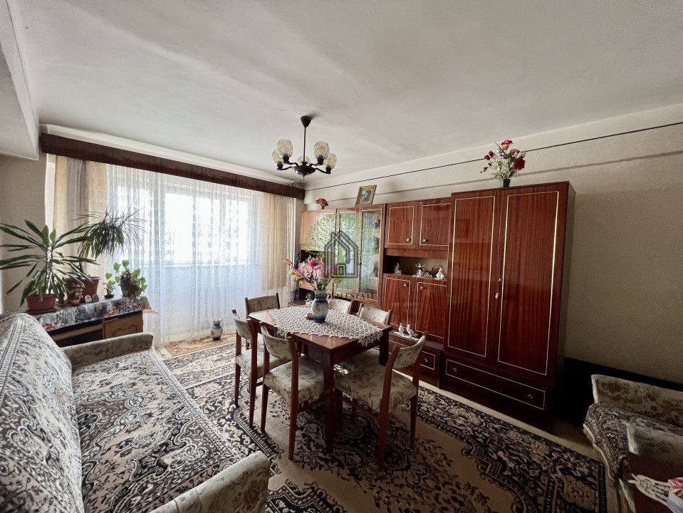 Apartament 3 camere, decomandat, 21 Decembrie Marasti - Poză 3