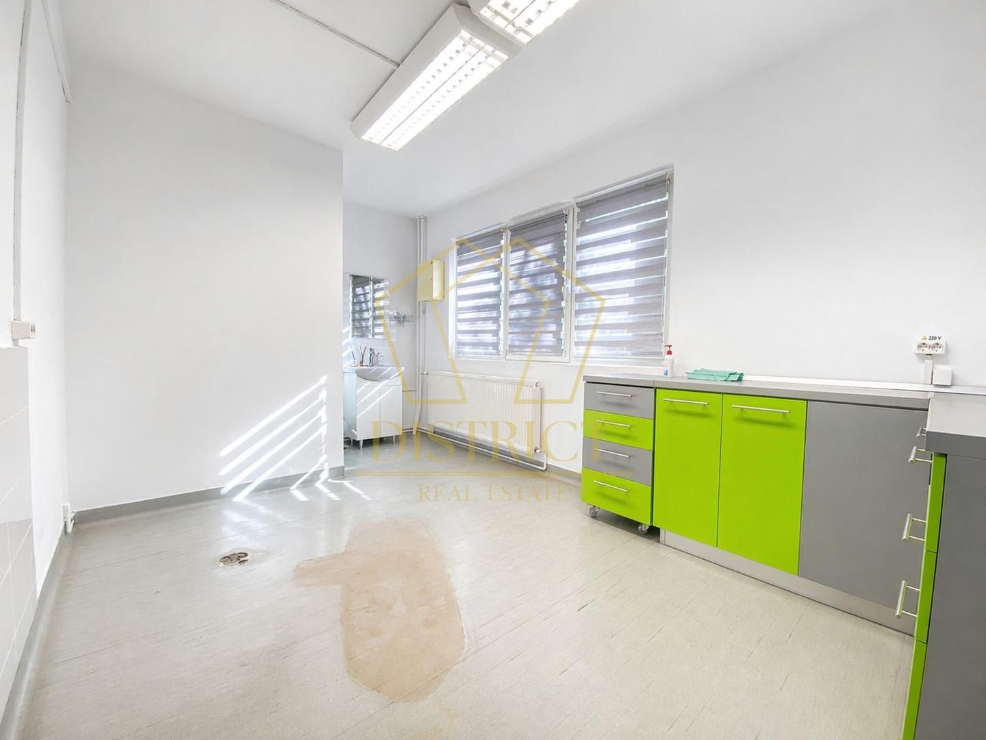 Spatiu comercial cu 3 camere | Circumvalatiunii - Poză 8