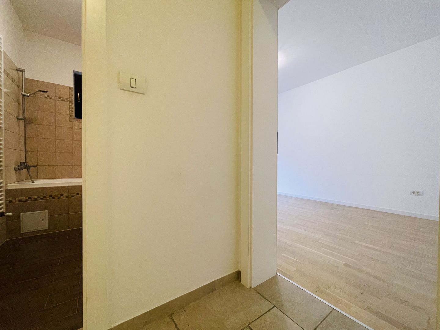 INCHIRIAT - Spatiu Comercial | Langa Kaufland&Galaxy | 2 locuri parcare - Poză 22