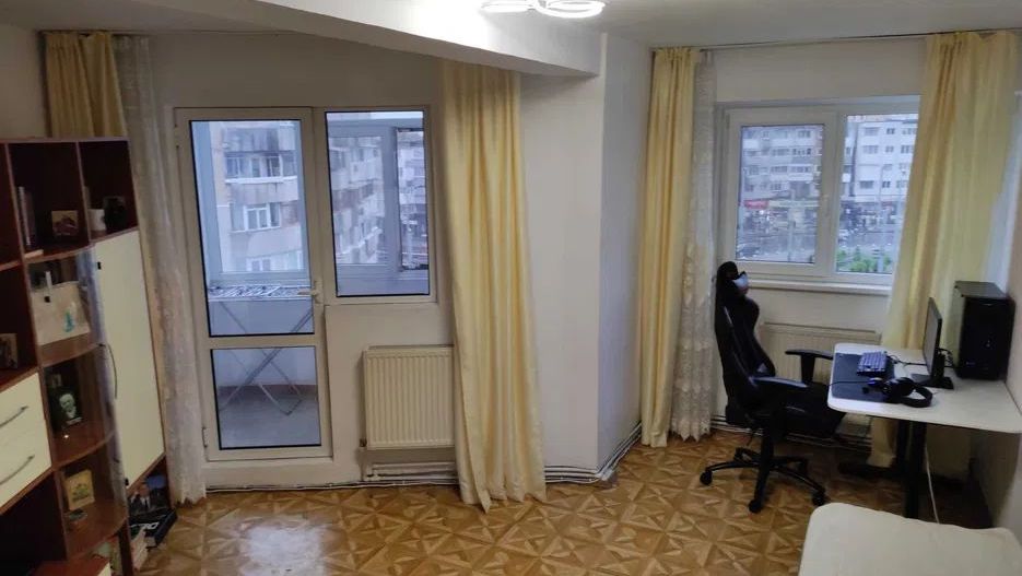Apartament cu 3 camere, zona General - Poză 1