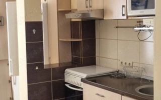 Inchiriez apartament cu 3 camere in Tudor, modificat si amenajat complet mobilat. - Poză 7