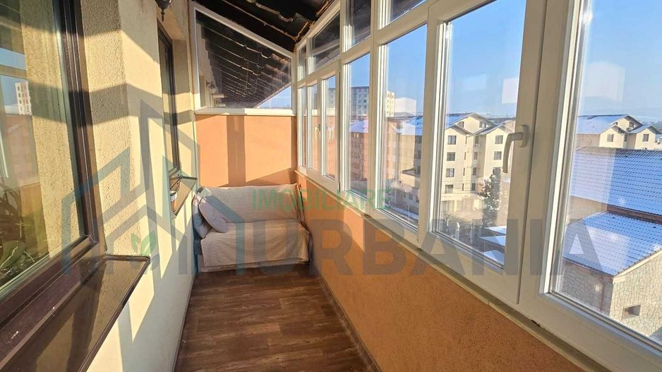 Aparatment de vanzare 3 camere 2 bai Lunca Cetatuii Visoianu - Poză 2