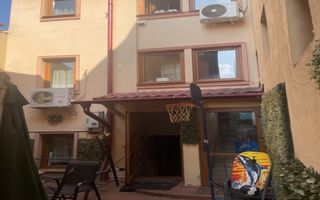 Dacia-Armeneasca I Doua case in aceeasi curte - Poză 1