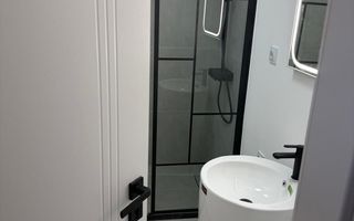 Apartament cu 2 camere, 38 mp, zona Horea. - Poză 1