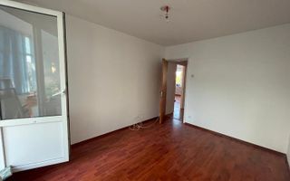Apartament 3 camere - Gazarului. - Poză 1