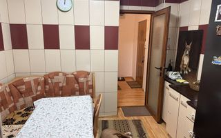Apartament 3 camere decomandate, etaj 2 – zona Piata Centrala - Poză 7