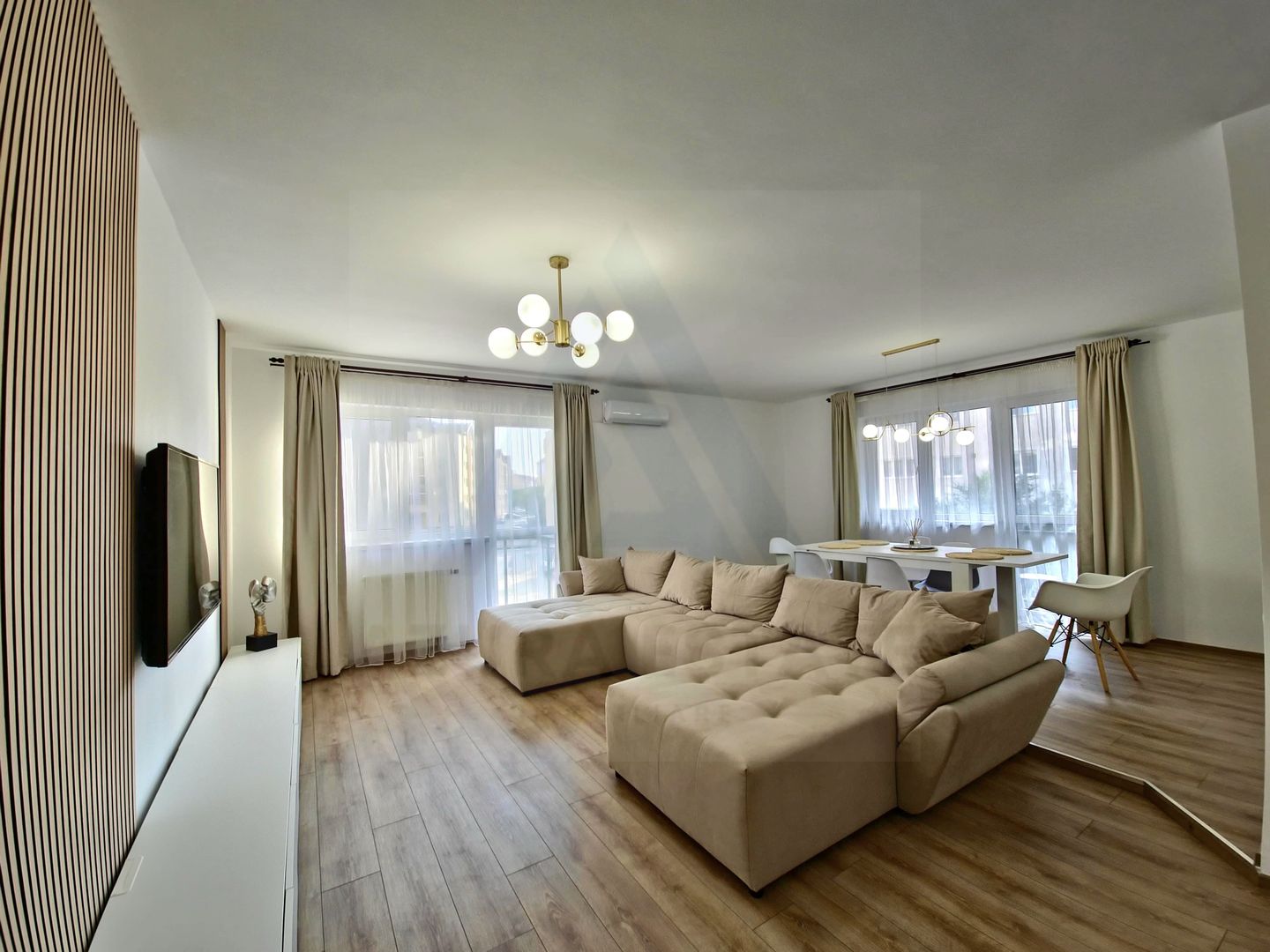 Apartament premium 3 camere 93 mp utili 3 terase etaj 2 zona Hipodrom - Poză 1