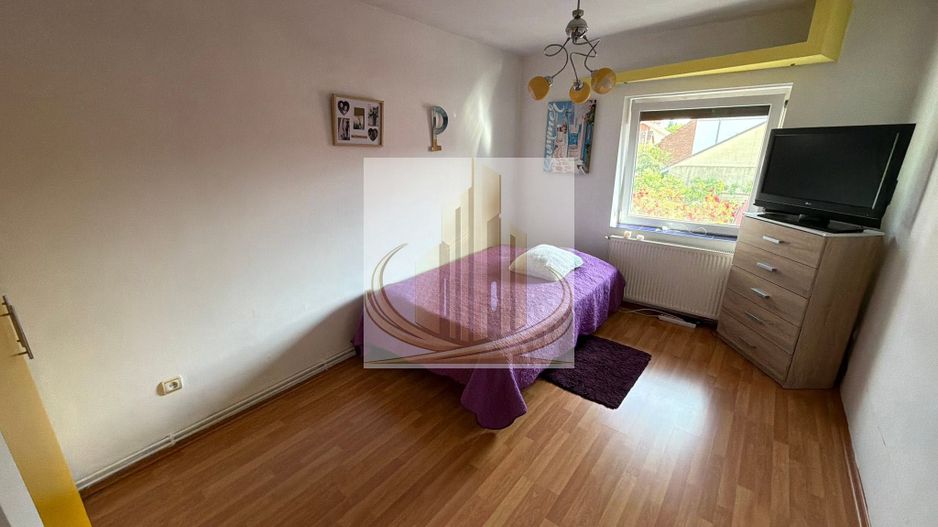 Casă P+E+Pod înalt, teren 574 mp, garaj și fotovoltaice – Zona Lipovei - Poză 10