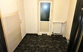 Apartament 3 camere – parter – zona 2 Cocosi, Micro 20 - Poză 4