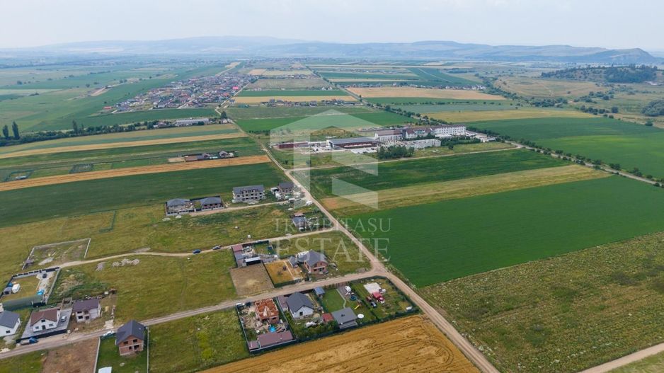 Sanpetru |Teren intravilan 733mp | 3 fronturi stradale - Poză 11