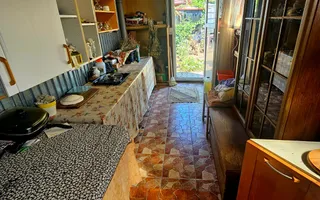 🏡 Casă spațioasă cu 9 camere în Strejnicu – pentru locuință, birouri - Poză 24